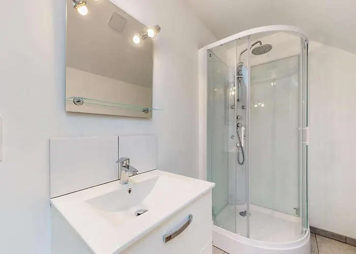 Appartement Lovely In Le Vendin *